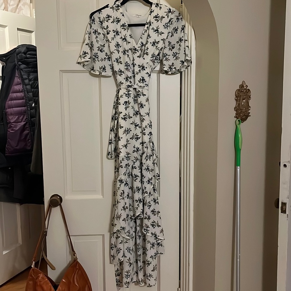 White floral wrap dress